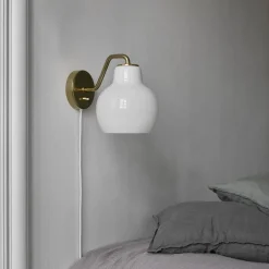 Louis Poulsen VL Ring Crown Vegglampe