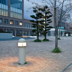 Louis Poulsen Waterfront Pullert mast for nedgraving