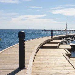 Louis Poulsen Waterfront Pullert mast for nedgraving