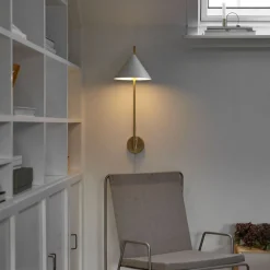 Louis Poulsen Yuh Vegglampe