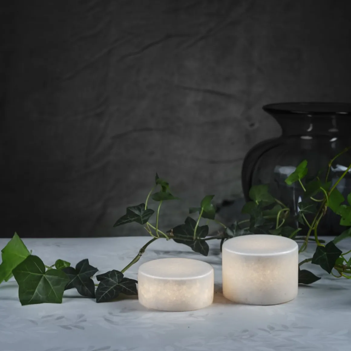 Marble hvit bordlampe batteridrevet m/timer - Large