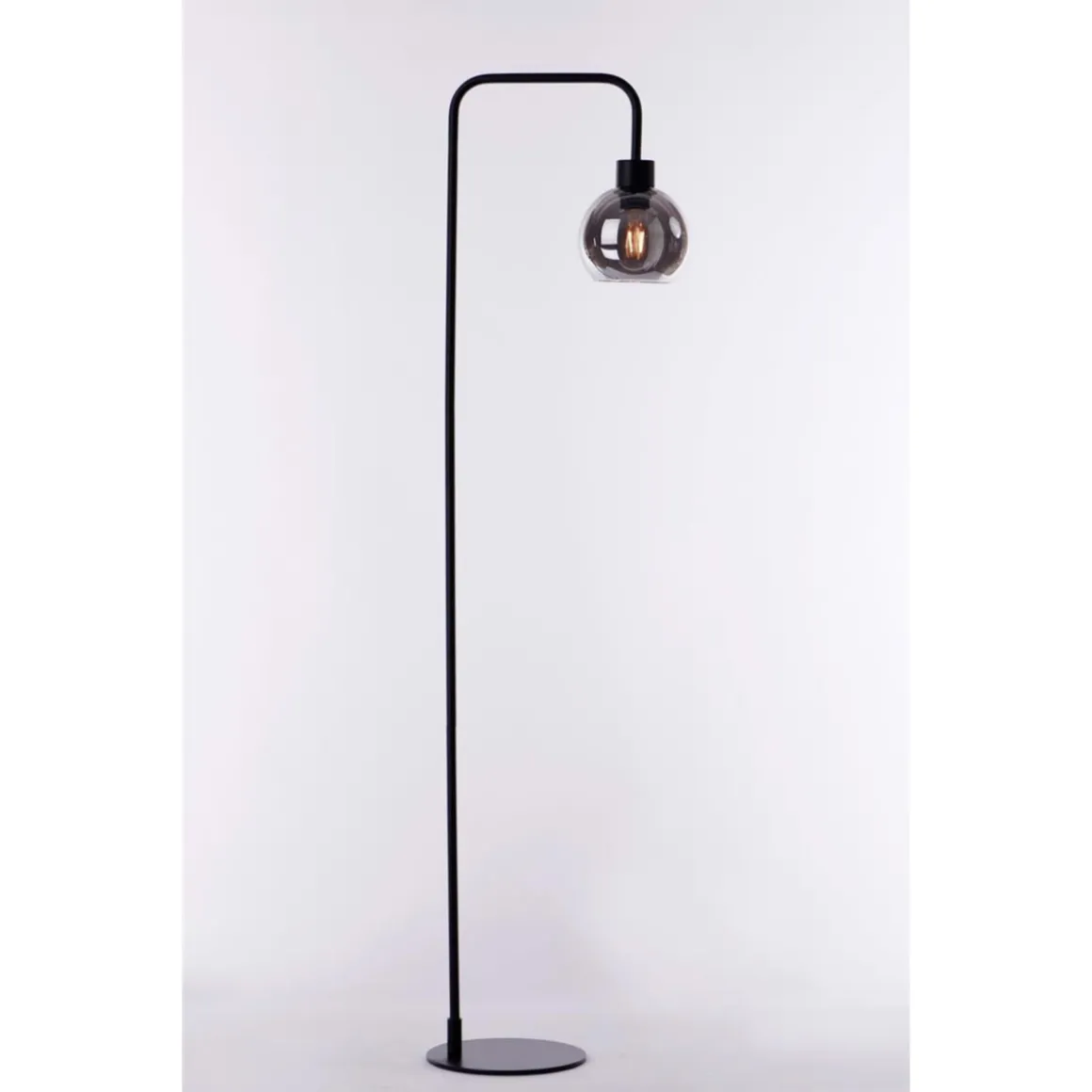 Marco gulvlampe Svart/røk
