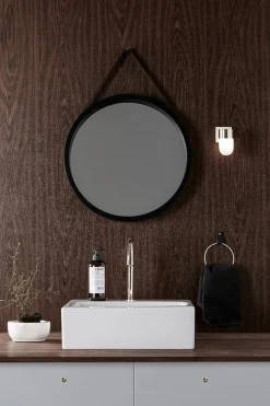 Menton vegglampe IP44 - Messing/opalhvit - Messing / Opal