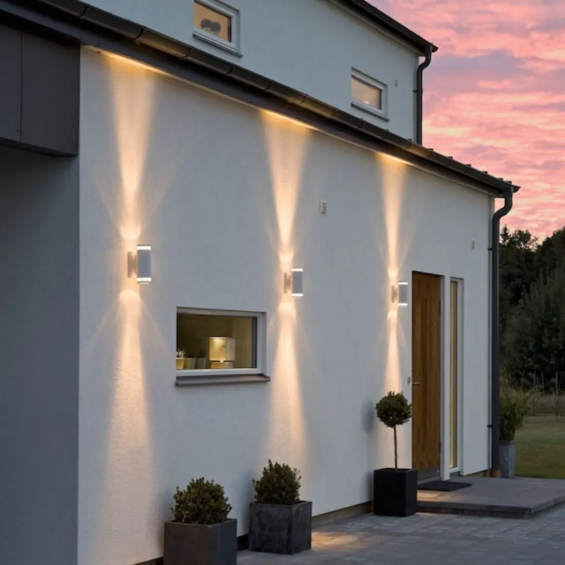 Modena vegglampe I opp/ned - Hvit