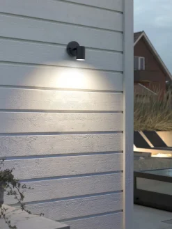 Modena vegglampe ned utendørs 4W 3000K IP44 - Svart