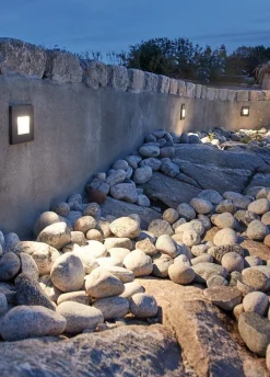 Namsos mini innfelt vegglampe