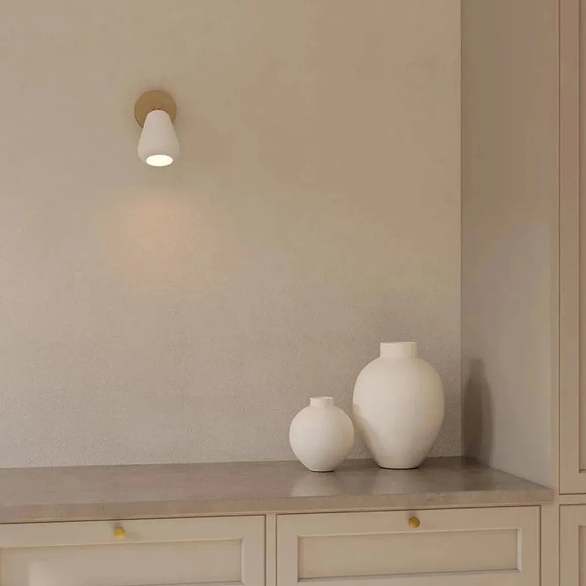 Nuura Anoli spot utenpåliggende