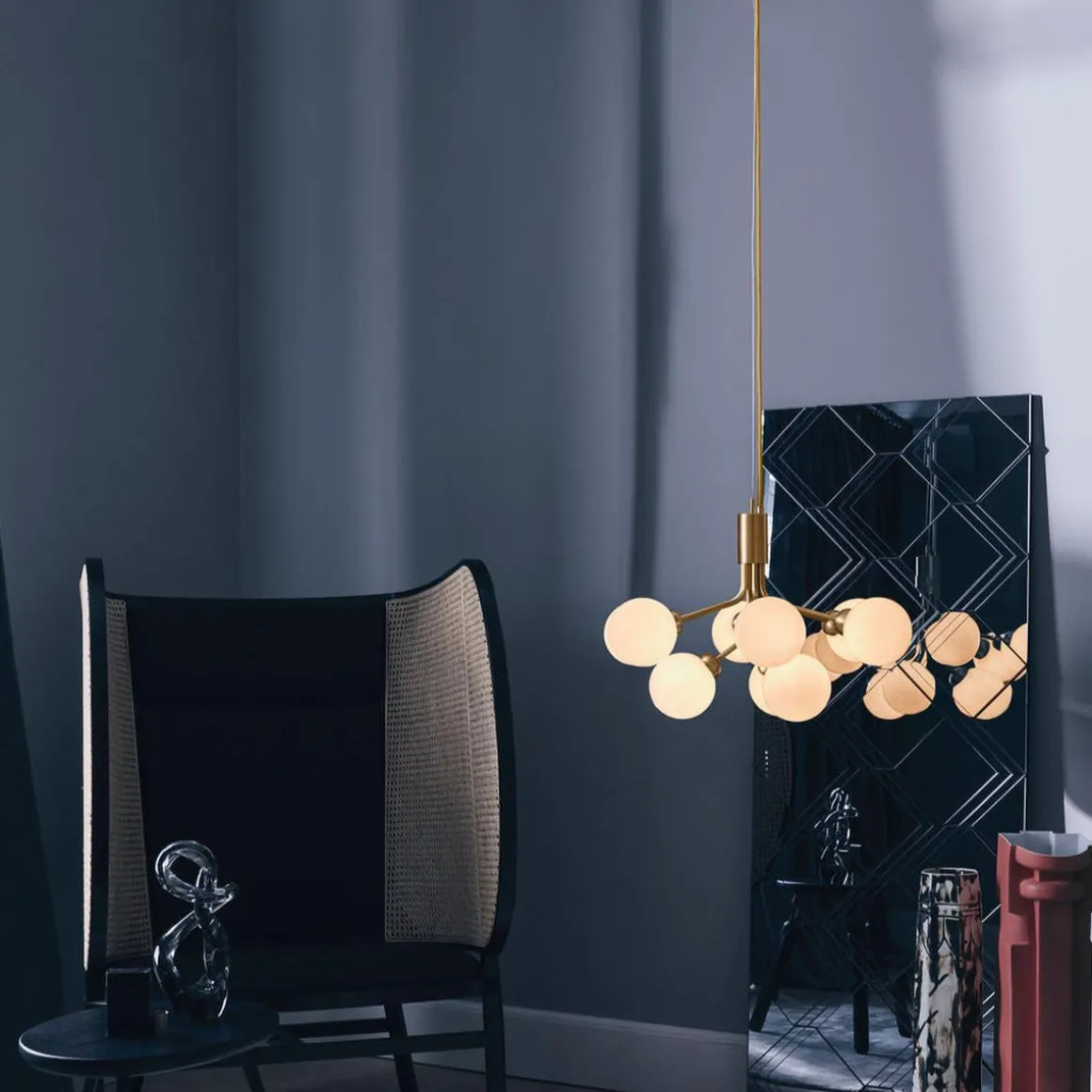 Nuura Apiales 9 messing/opal