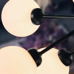 Nuura Apiales 9 satin svart/opal