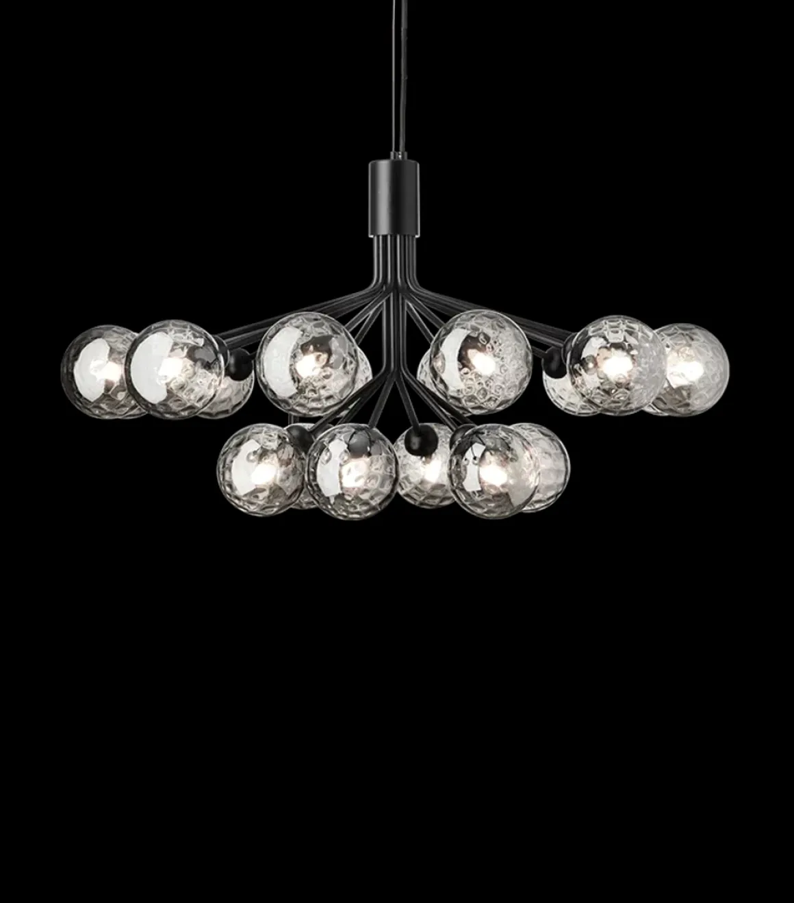 Nuura Apiales 18 satin svart/optic