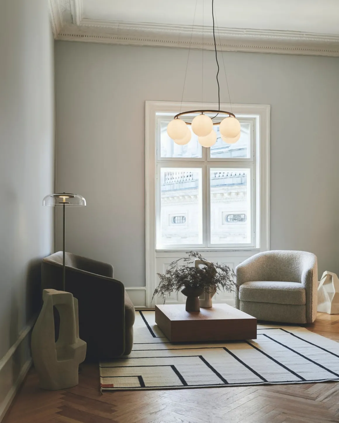 Nuura Blossi gulvlampe Nordic Gold