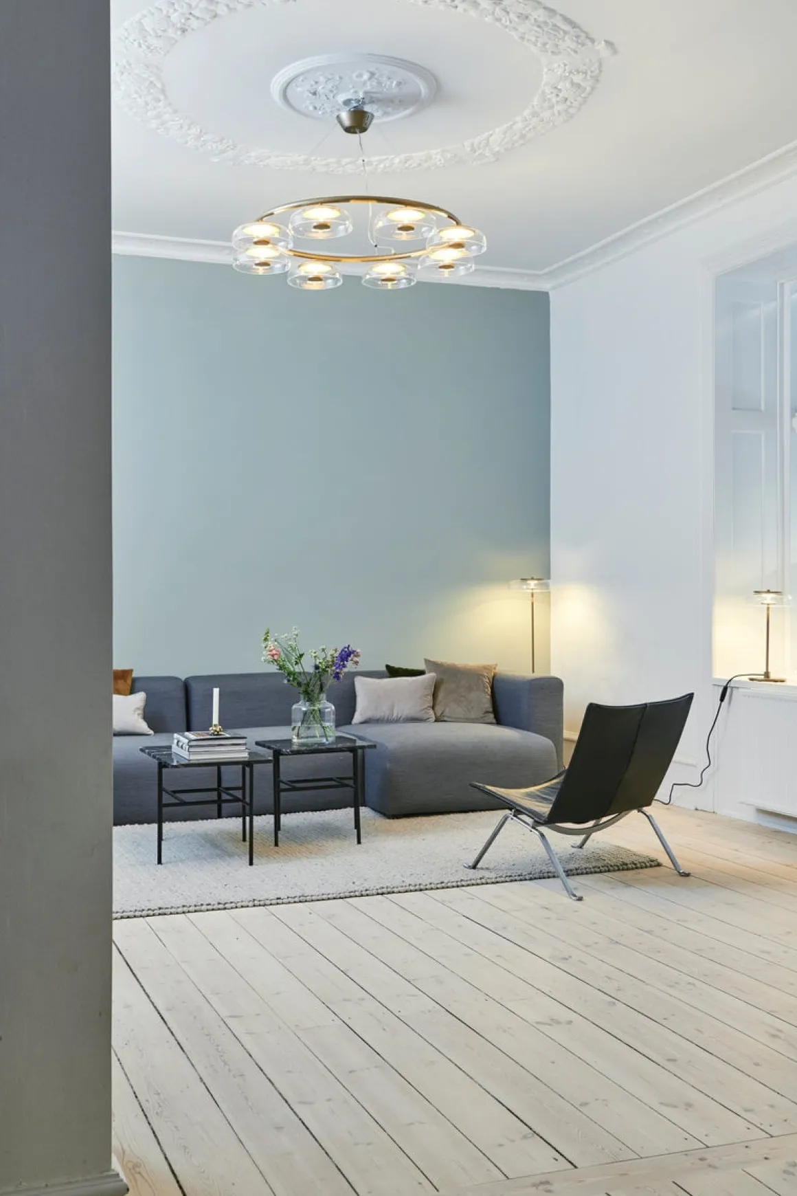 Nuura Blossi gulvlampe Nordic Gold