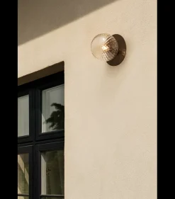 Nuura Liila 1 utendørslampe - mørk bronse/optic