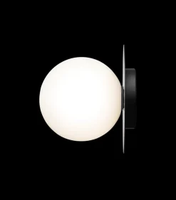 Nuura Liila 1 vegglampe/taklampe - large - svart / opal