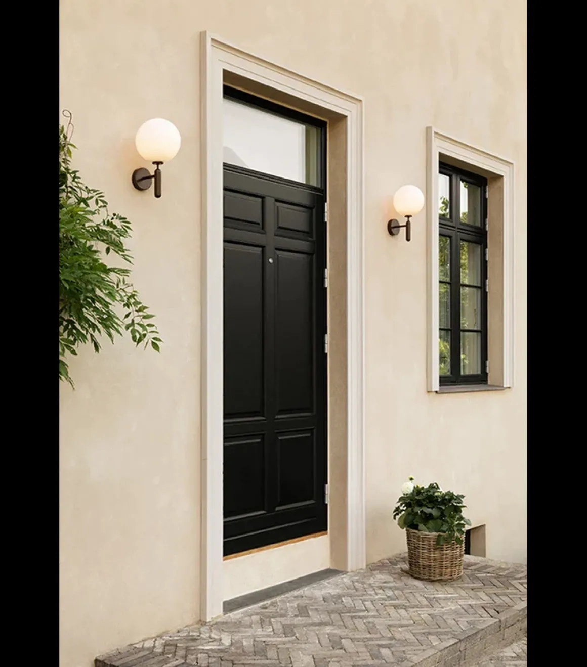 Nuura Miira utendørslampe - bronse / opal