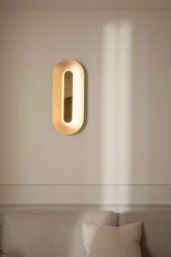 Nuura Sasi Large vegglampe - Messing