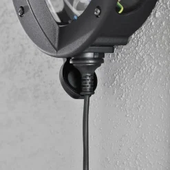 Oden vegglampe utendørs IP23 m/stikkontakt - Svart/Opal glass