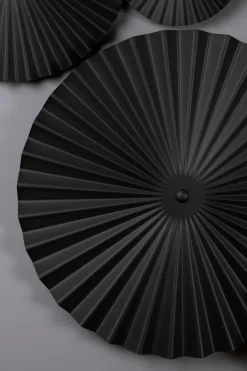 Omega vegglampe - Svart