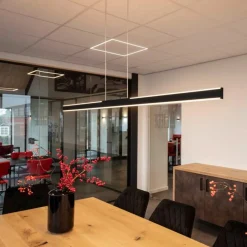 One linear 140 cm takpendel opp/ned lys 35W 2700/3000 Kelvin - Dimbar