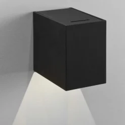 Oslo 100 vegglampe utendørs led - Svart