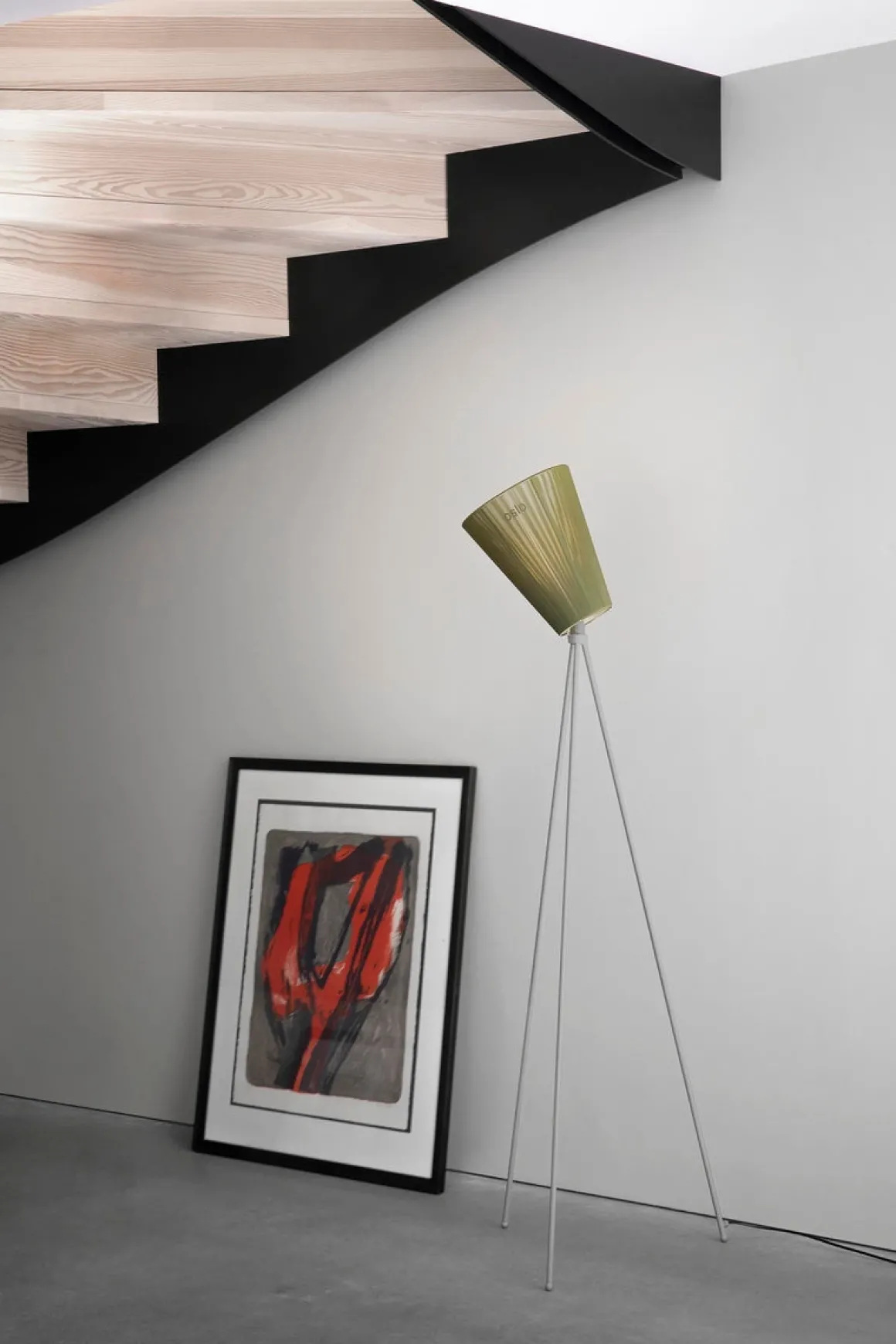 Oslo Wood gulvlampe lysegrå med skjerm