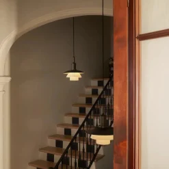 PH 3/3 aged brass opal takpendel