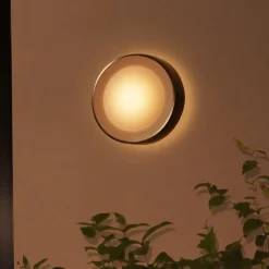 Philips Hue Daylo vegglampe utendørs white and color ambiance