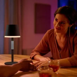 Philips Hue Go bærbar bordlampe oppladbar