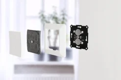 Plejd WPH-01 trådløs bryter passer med polarhvit ramme Elko