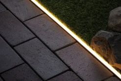 Plug & Shine LED Strips 2 meter 12W 3000 Kelvin IP68