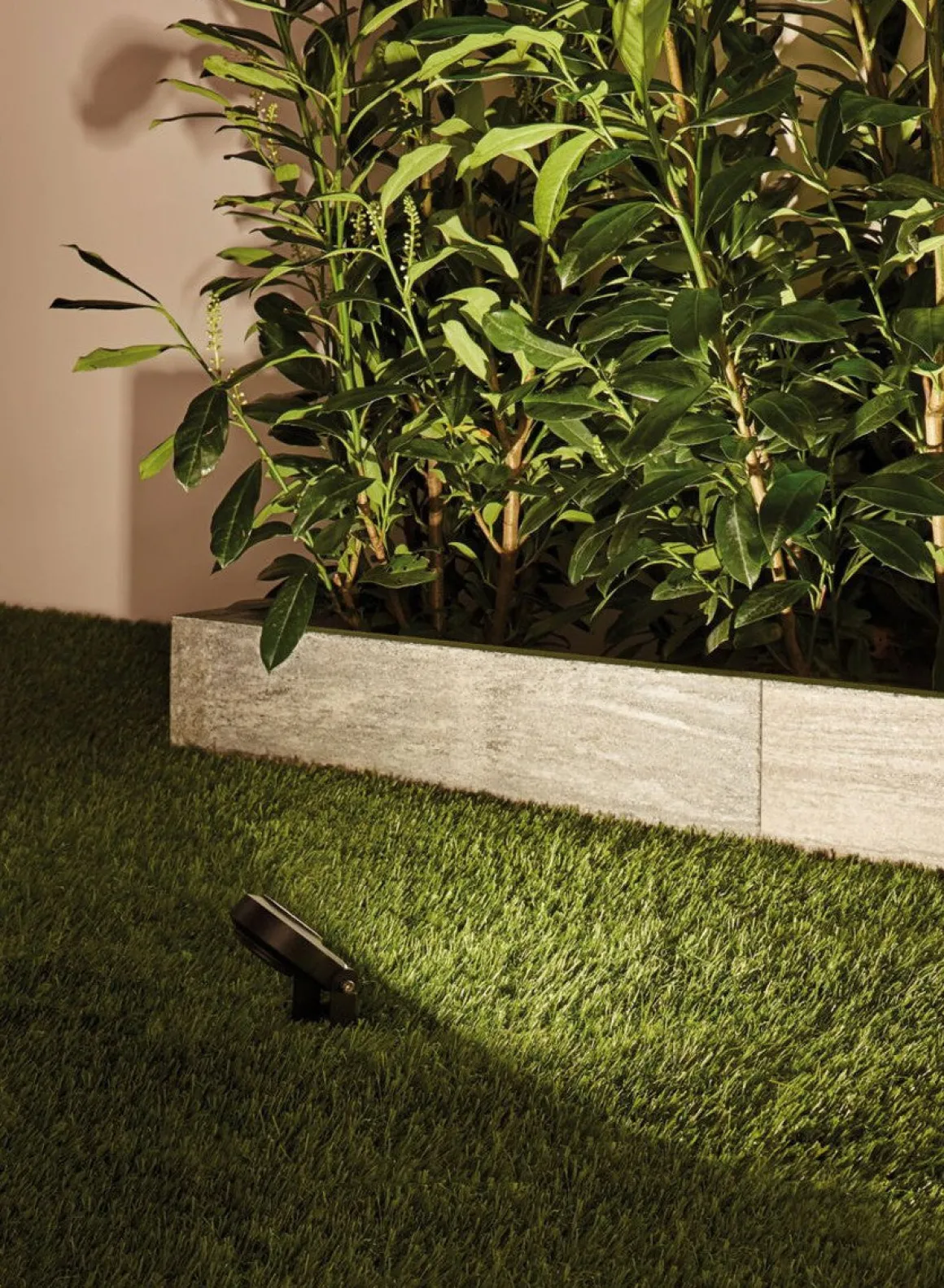 Plug & Shine Sting spot med spyd 6,4W 3000 Kelvin IP67 - 3 pakning utbyggingssett