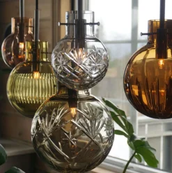 Rav Krystallkuler 5 stk - Hvit Baldakin