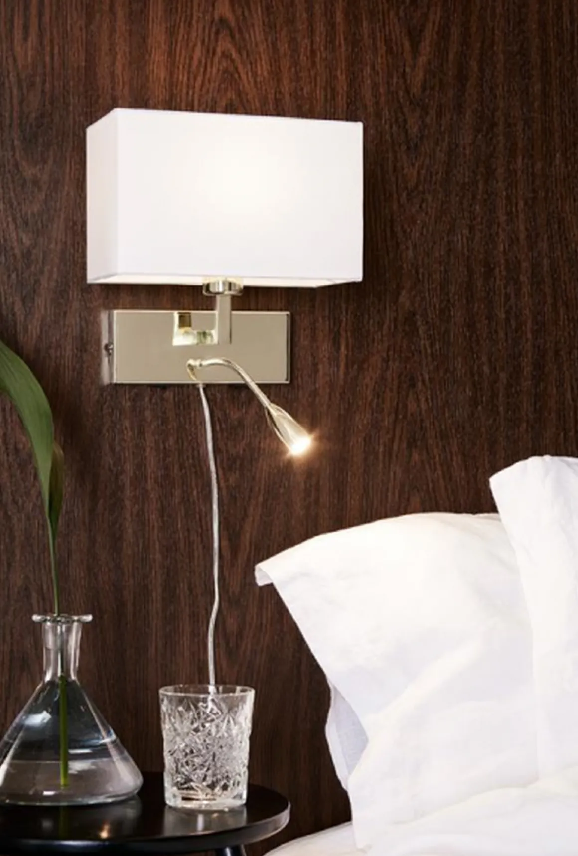 Savoy vegglampe - Messing - Messing