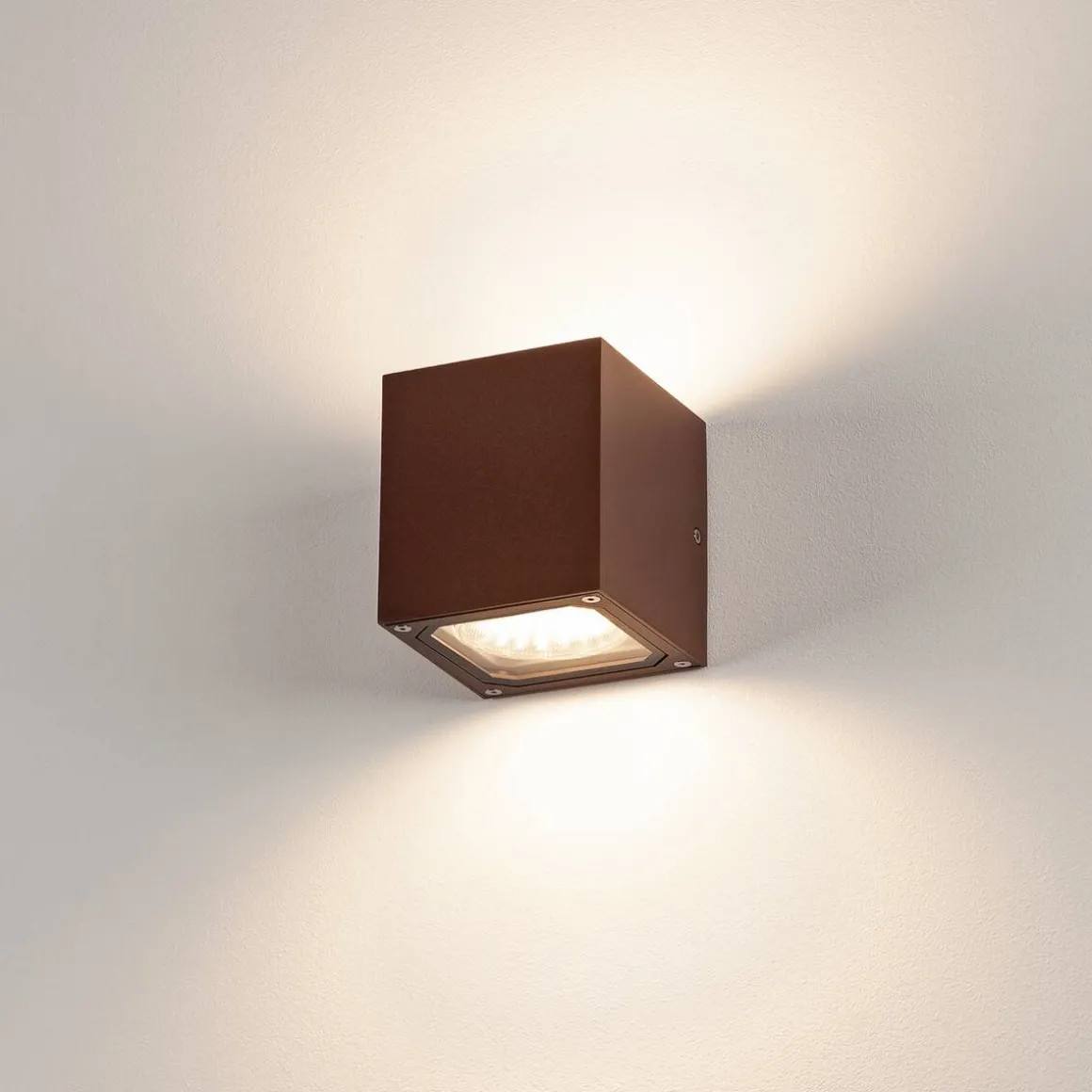 Sitra cube vegglampe utendørs opp/ned IP44