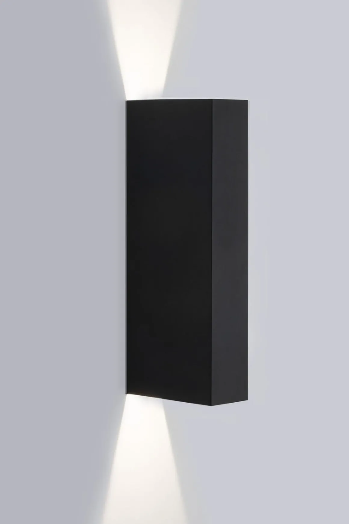 Slim Flex utendørs vegglampe IP65 2x4,6W Dimbar 3000K - Svart