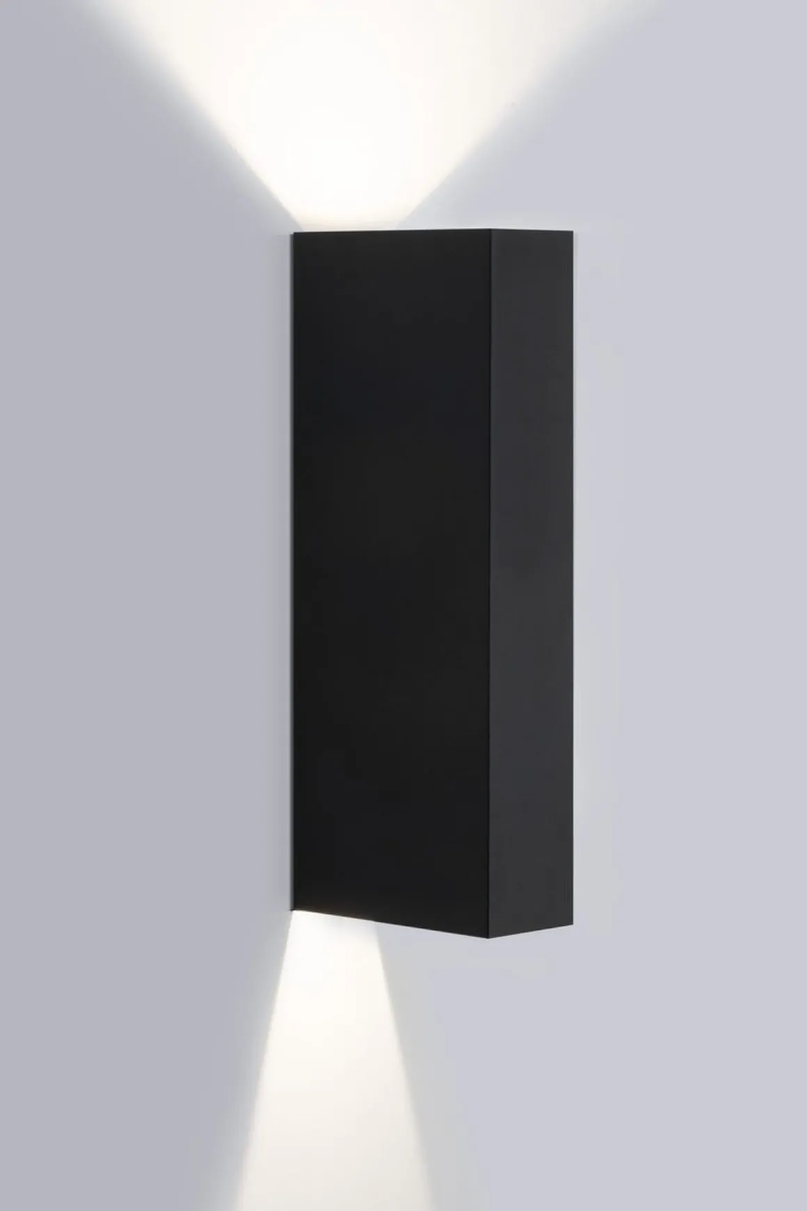 Slim Flex utendørs vegglampe IP65 2x4,6W Dimbar 3000K - Svart