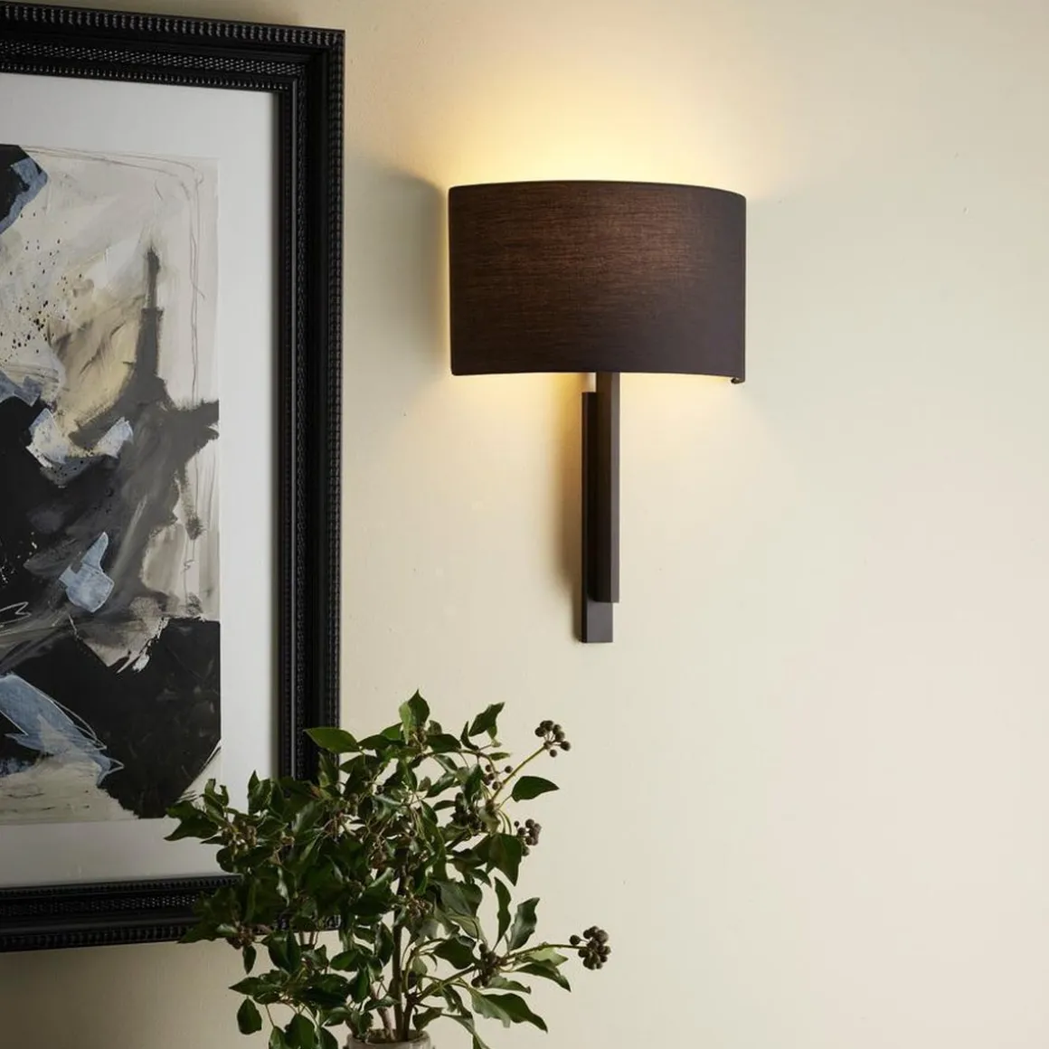 Tate vegglampe m/skjerm