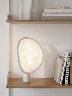 Tense Bærbar Bordlampe - Hvit Sokkel