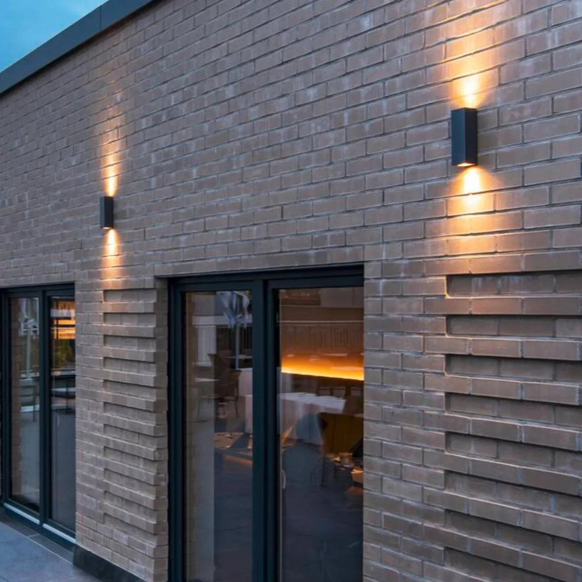 Theo vegglampe utendørs opp/ned IP44