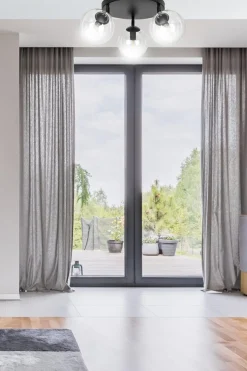 Tofi taklampe rund 3 lys - Svart/Klart glass