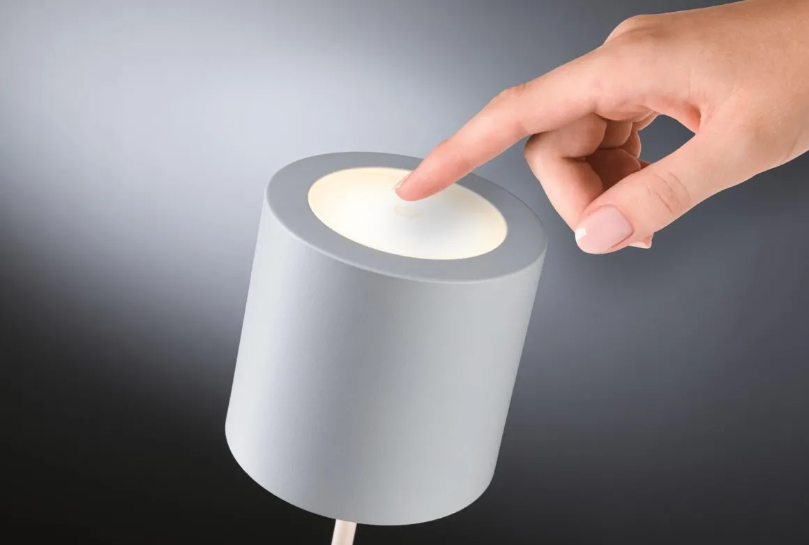 Tuni portabel bordlampe oppladbar 2,8W 2700 Kelvin IP44