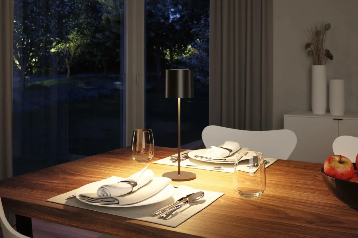 Tuni portabel bordlampe oppladbar 2,8W 2700 Kelvin IP44