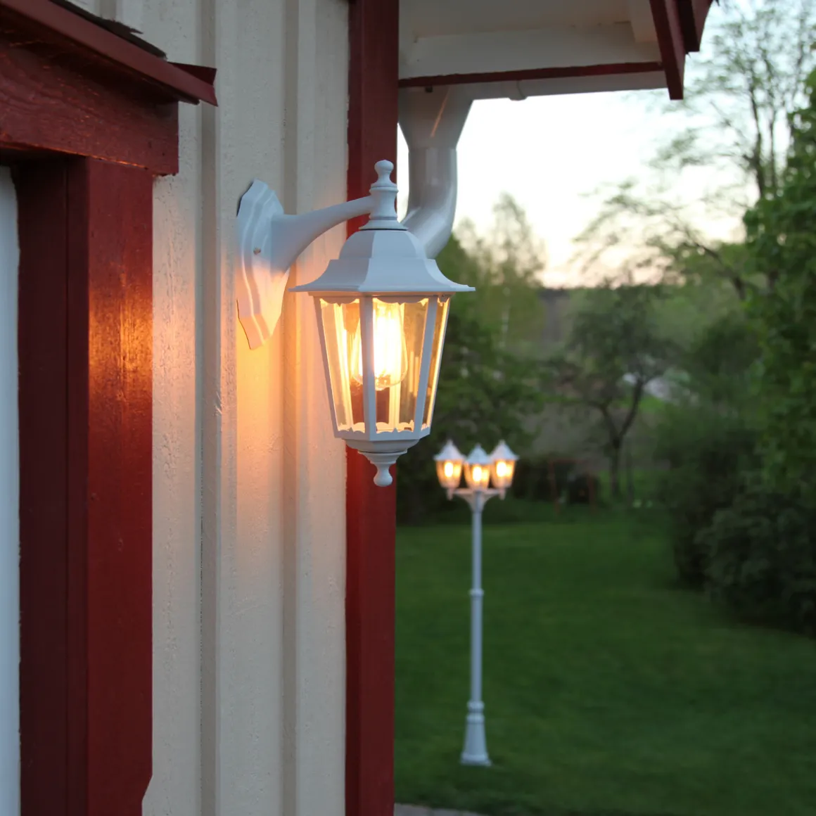 3,5W LED med sensor 2100K - E27