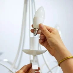 WiZ E14 Mignon Lyspære 4,9W Wifi - Fullfarge