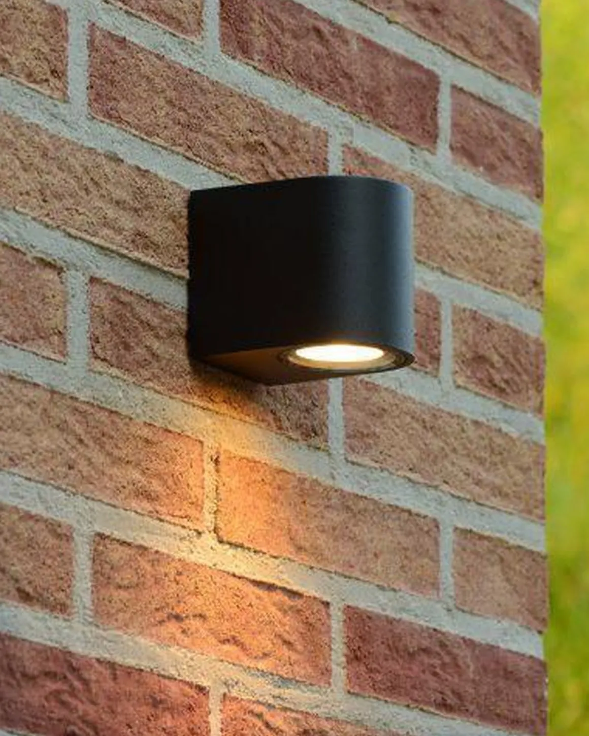 Zora round vegglampe ned rund utendørs IP44